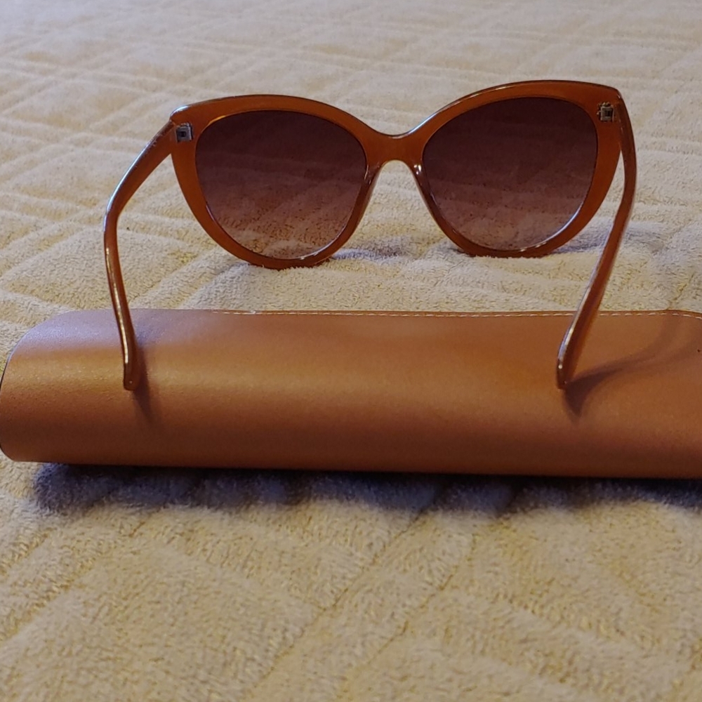 Sunglasses - Picture 2 of 2